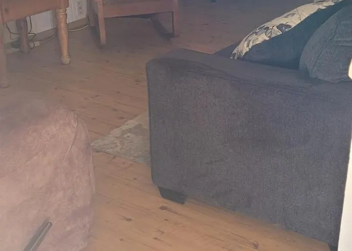 Villa: Greer Point Trails End Cabins